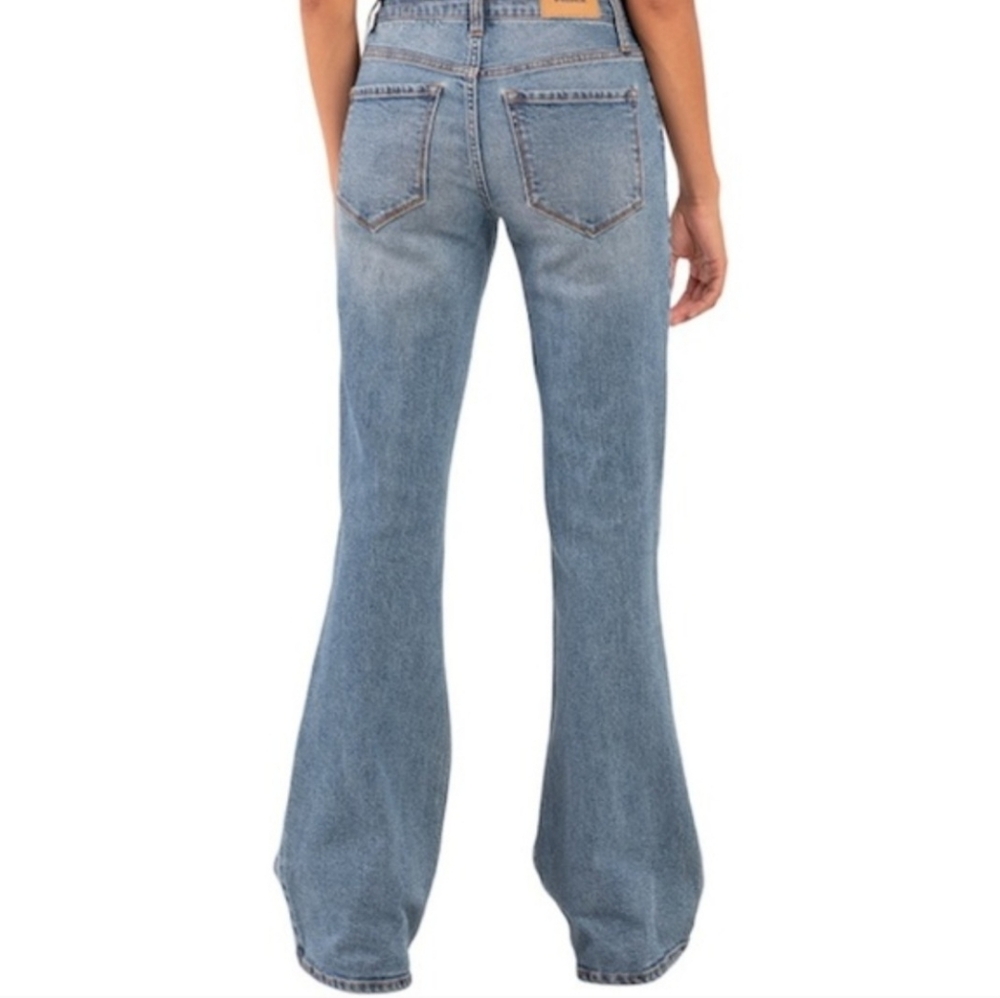 RSQ‎ Low Rise Flare Denim Jeans Lightwash Size 30 - Picture 3 of 12